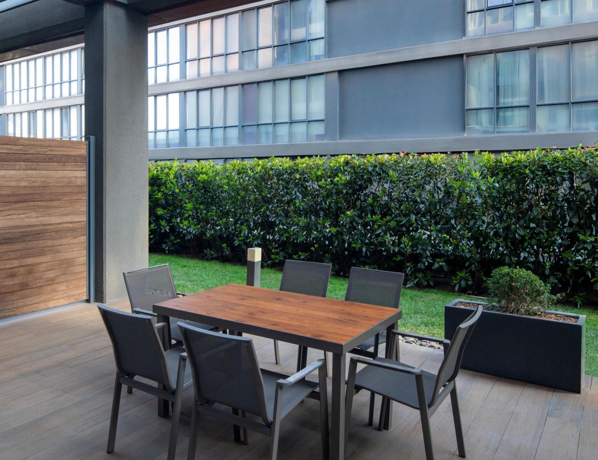 מלון Movenpick Living Istanbul West מראה חיצוני תמונה