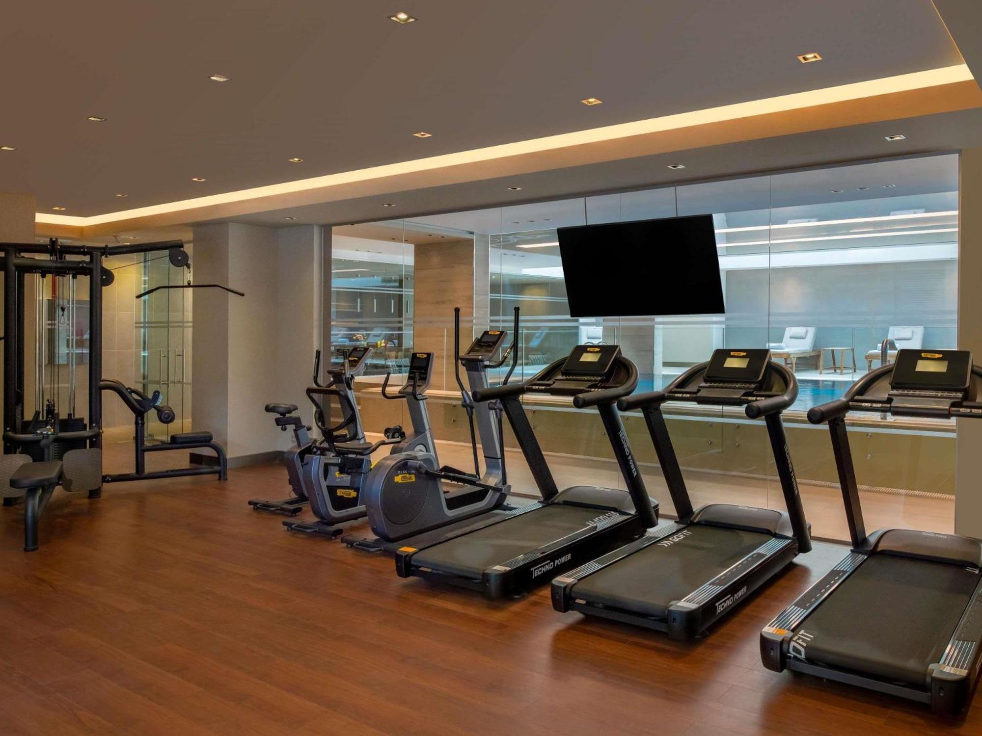 מלון Movenpick Living Istanbul West מראה חיצוני תמונה