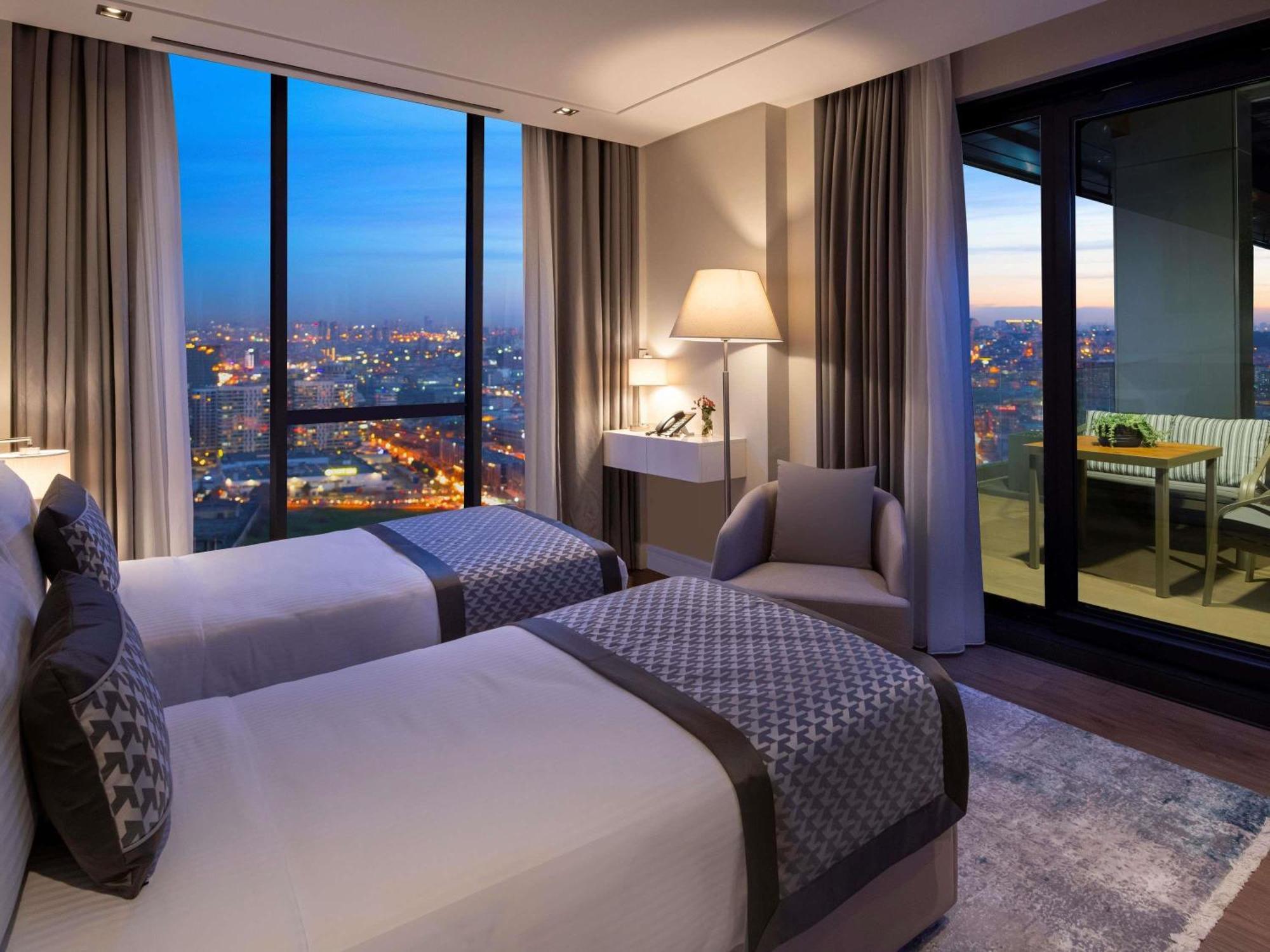מלון Movenpick Living Istanbul West מראה חיצוני תמונה