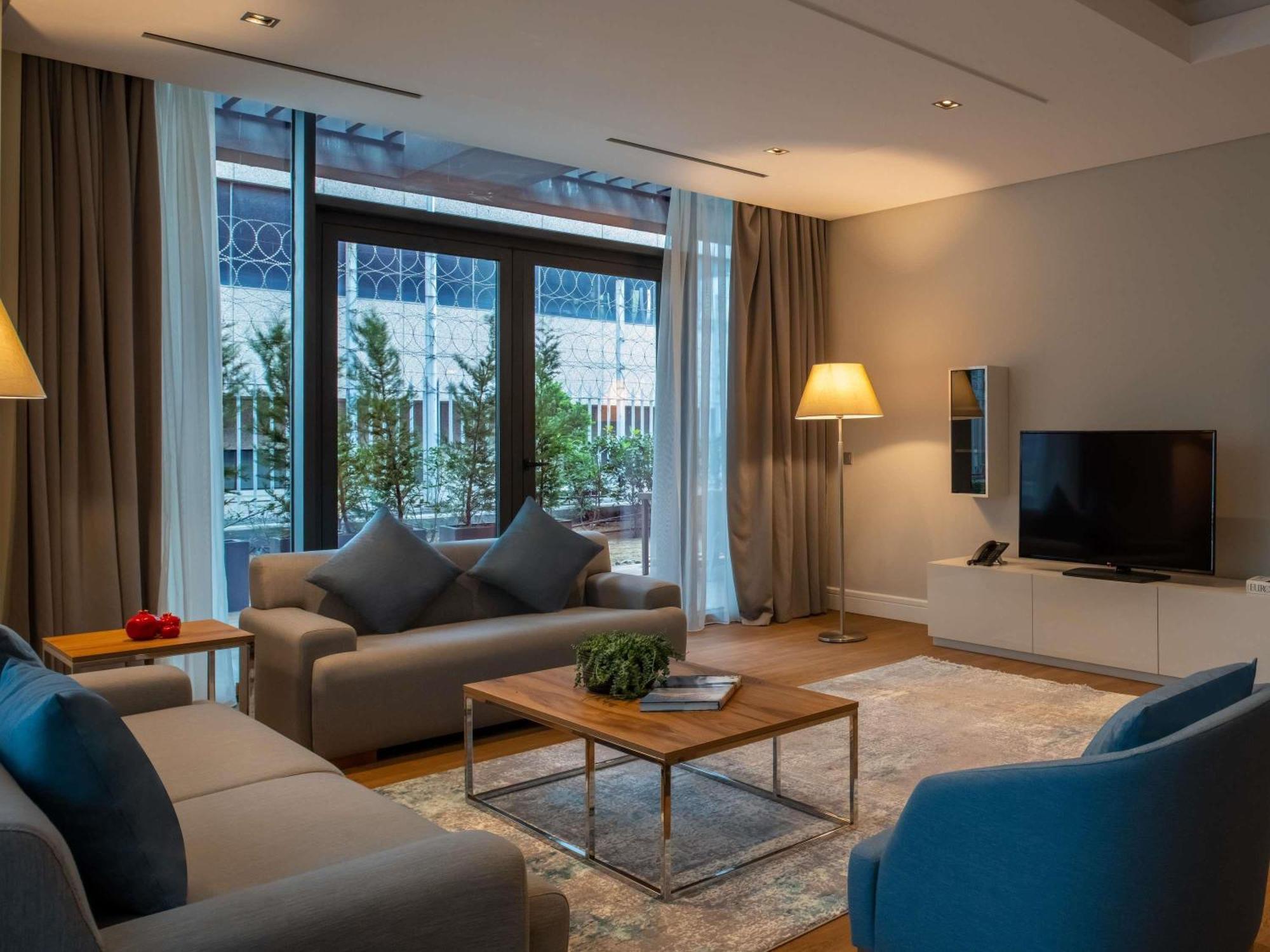 מלון Movenpick Living Istanbul West מראה חיצוני תמונה