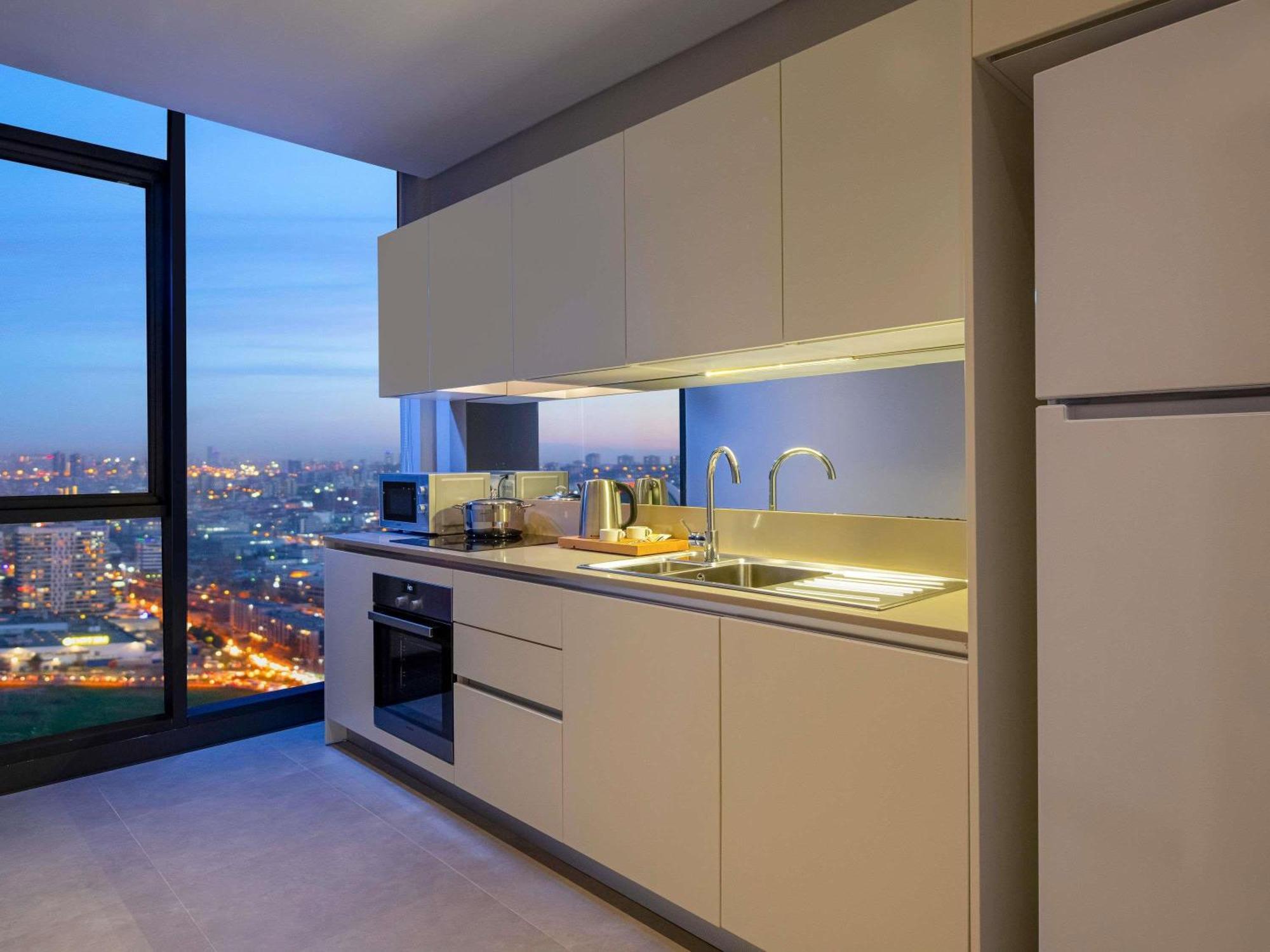 מלון Movenpick Living Istanbul West מראה חיצוני תמונה