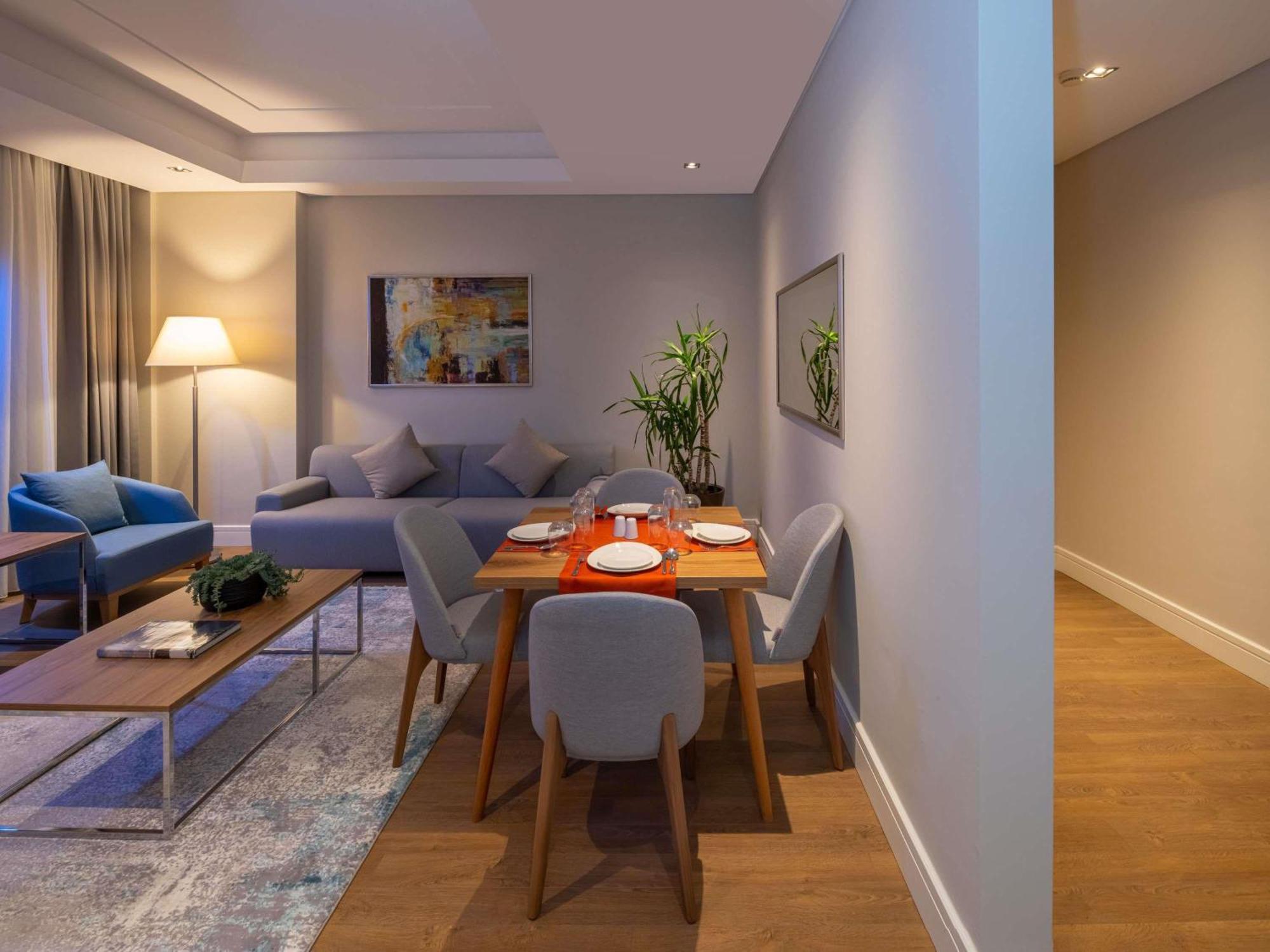 מלון Movenpick Living Istanbul West מראה חיצוני תמונה